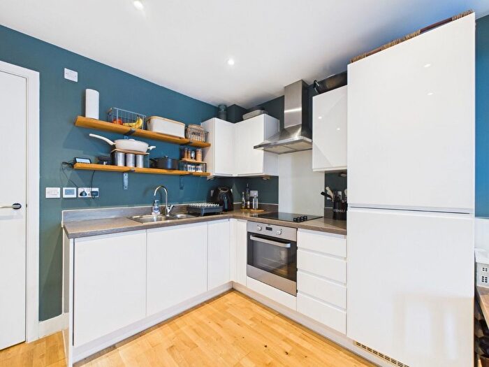 2 Bedroom Flat For Sale In Park Place, Stevenage, SG1