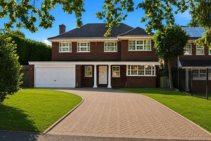 4 Bedroom Detached House For Sale In Rosemary Hill Road, Four Oaks, B74