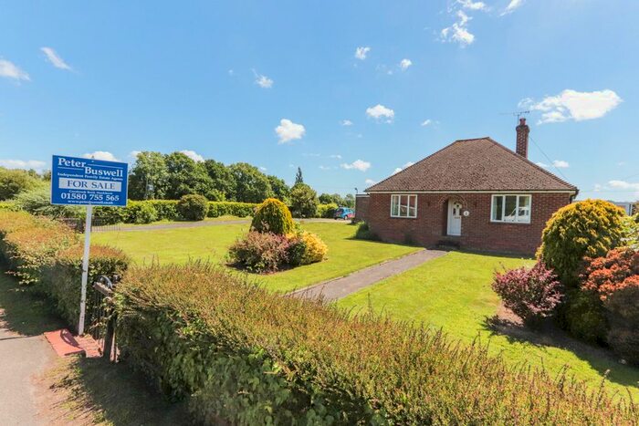 3 Bedroom Detached Bungalow For Sale In Rye Road, Sandhurst, Cranbrook, TN18