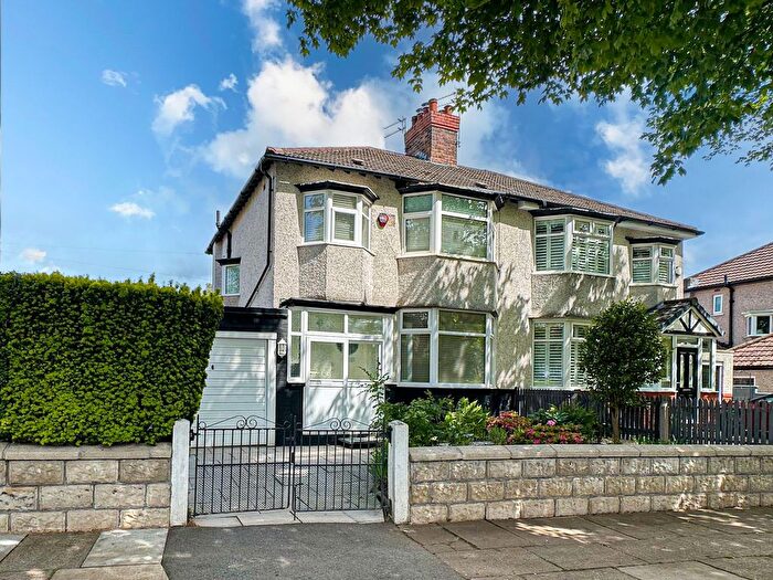 3 Bedroom Semi-Detached House For Sale In Brodie Avenue, Liverpool, L18