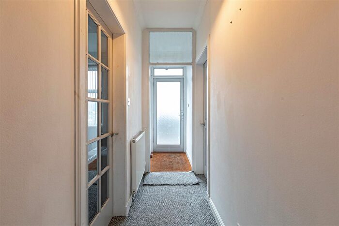 2 Bedroom Flat For Sale In Magdala Terrace, Galashiels, TD1