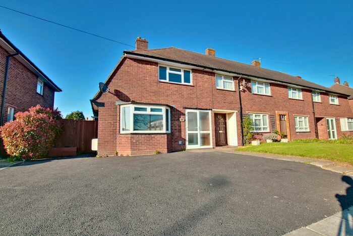 2 Bedroom End Of Terrace House To Rent In Petten Grove, Orpington, BR5