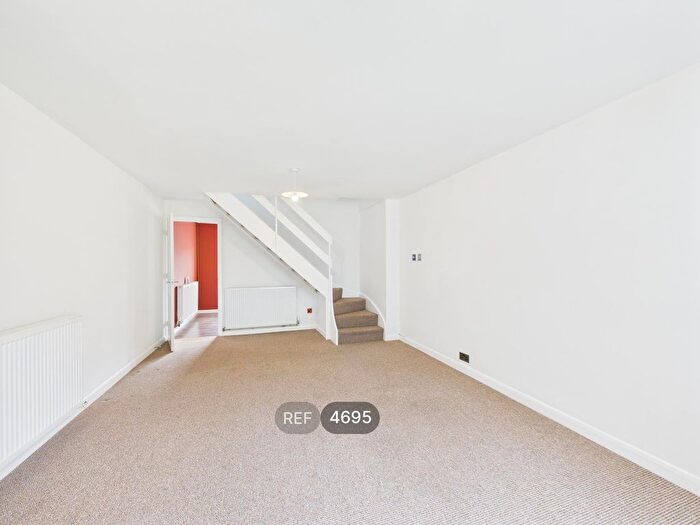 2 Bedroom End Of Terrace House To Rent In , Calderdale Drive, Nottingham, NG10