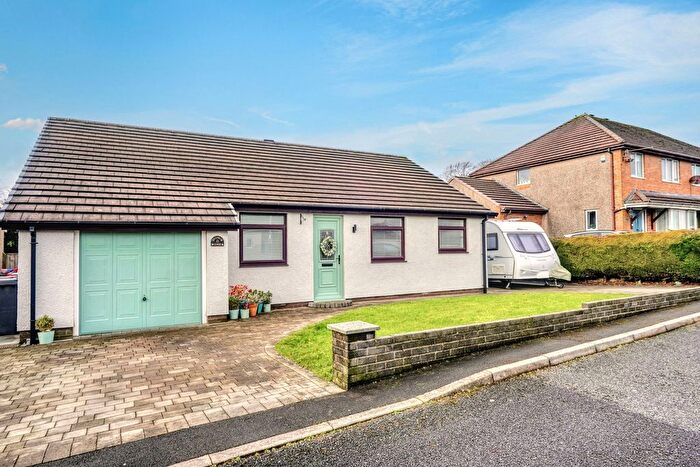 3 Bedroom Bungalow For Sale In Rheda Close, Frizington, CA26