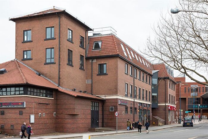 2 Bedroom Flat To Rent In Scotland Road, Warrington, WA1