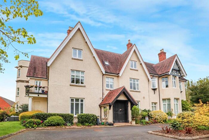 2 Bedroom Apartment To Rent In Leek Wootton, Warwick, CV35