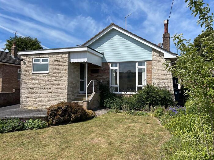 4 Bedroom Detached Bungalow For Sale In Blandford Road, Coombe Bissett, SP5