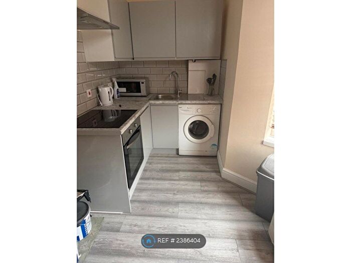 Studio To Rent In Cobbold Road, London, NW10