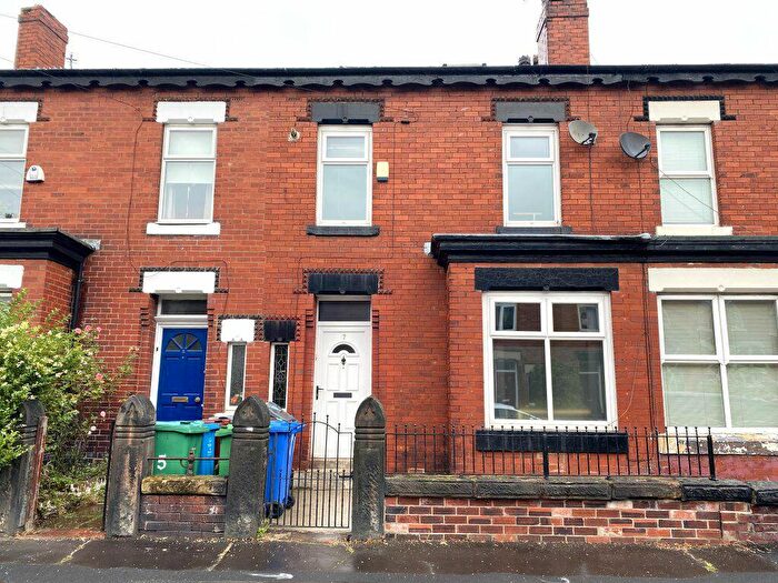 5 Bedroom House To Rent In Willesden Avenue, Victoria Park, £pppw, M13