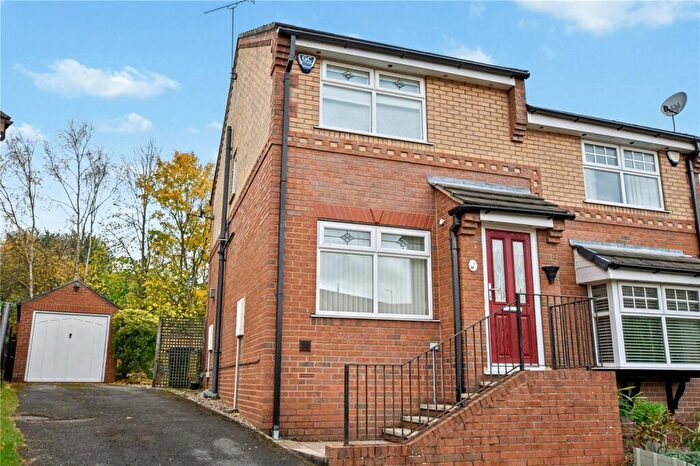2 Bedroom Semi-Detached House For Sale In Plover Way, Morley, Leeds, West Yorkshire, LS27