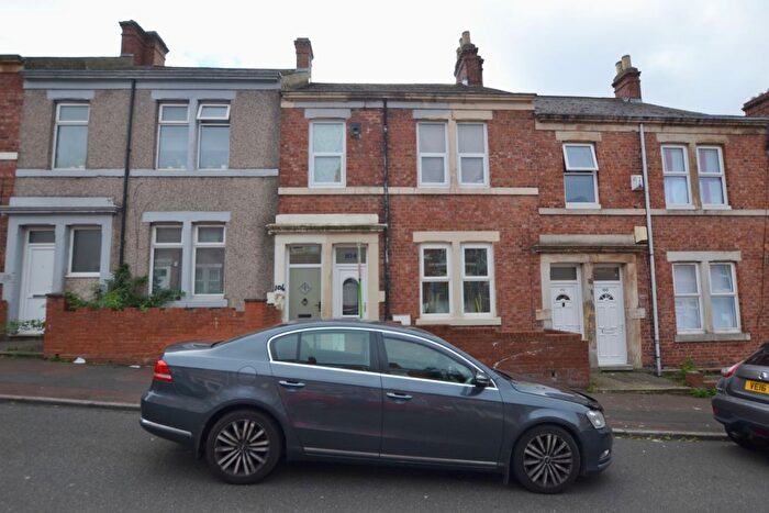 2 Bedroom Flat For Sale In Northbourne Street, Gateshead, NE8