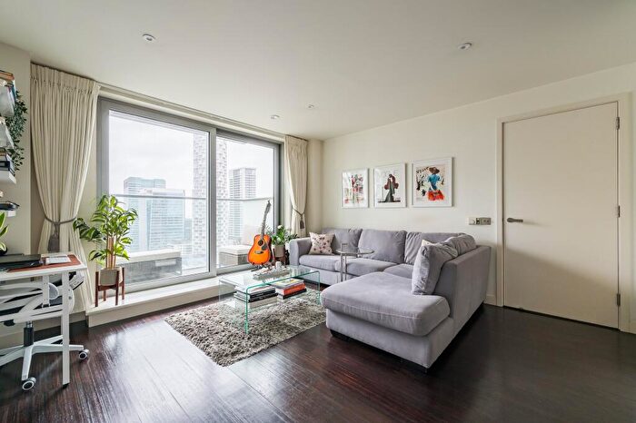1 Bedroom Flat For Sale In Pan Peninsula Square, London, E14