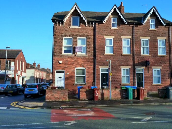 6 Bedroom Detached House To Rent In Mauldeth Road, Fallowfield, Manchester, M14