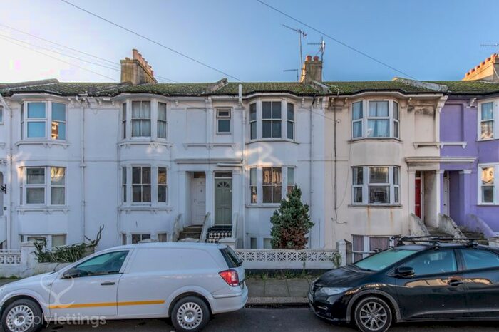 2 Bedroom Maisonette To Rent In Livingstone Road, Hove BN3
