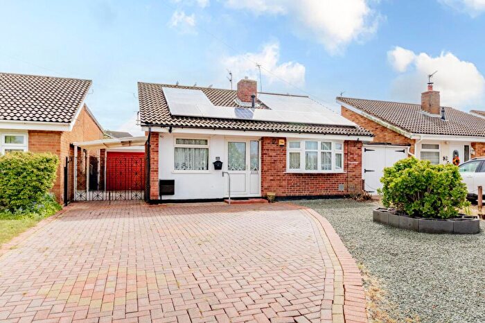 2 Bedroom Detached Bungalow For Sale In Burnt Hill Way, Oulton Broad South, NR33