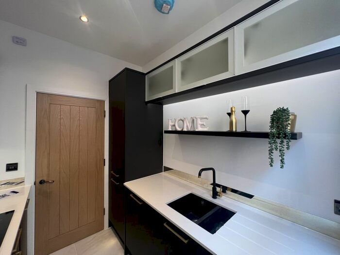 2 Bedroom Flat To Rent In Trinity Road, Folkestone, CT20