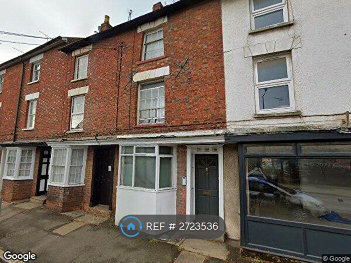 1 Bedroom Flat To Rent In Bridge Street, Buckingham, MK18