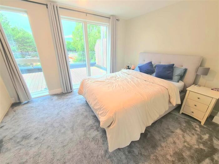 3 Bedroom Property To Rent In Trent Lane, Sneinton, Nottingham, NG2