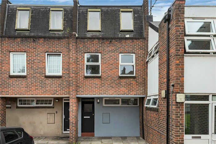 4 Bedroom Terraced House To Rent In Blackbird Court, Birchen Grove, London, NW9