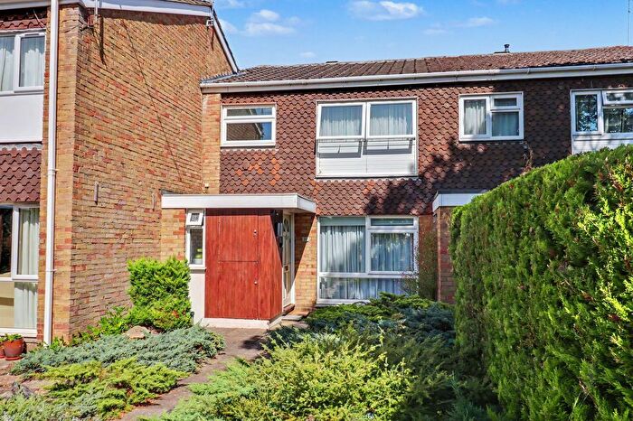 3 Bedroom Terraced House For Sale In Buckingham Gardens, West Molesey, KT8