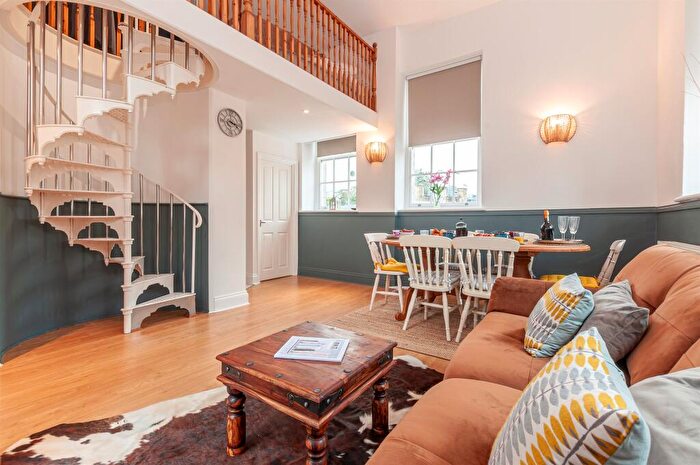 2 Bedroom End Of Terrace House For Sale In The Old Laundry, Plymouth, PL1