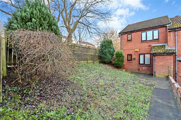 1 Bedroom Flat For Sale In The Foxhills, Fellside Park, Whickham, NE16