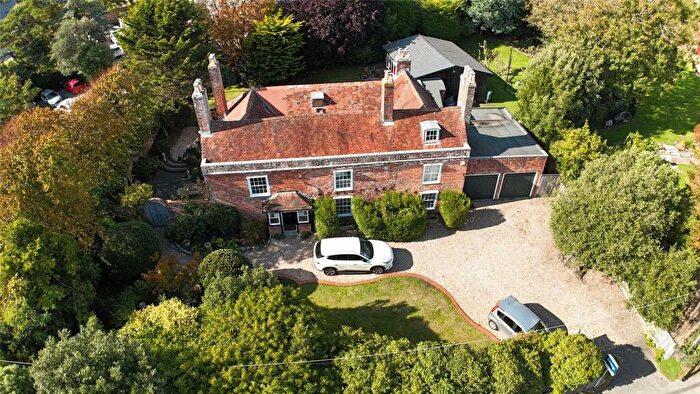 5 Bedroom Detached House For Sale In Lymington Road, Milford On Sea, Lymington, Hampshire, SO41