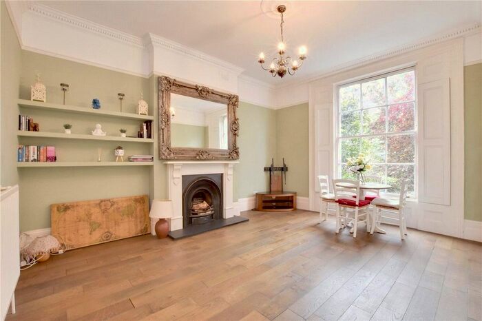 2 Bedroom Flat To Rent In Shooters Hill Road, Blackheath, London, SE3