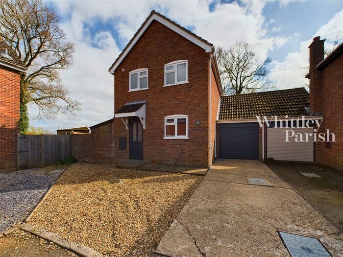 3 Bedroom Link Detached House For Sale In Merlewood, Dickleburgh, Diss, IP21