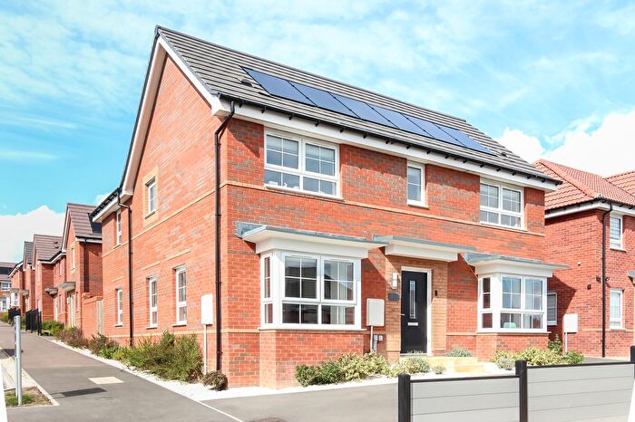 4 Bedroom Detached House For Sale In Prospero Drive, Wellingborough, NN8