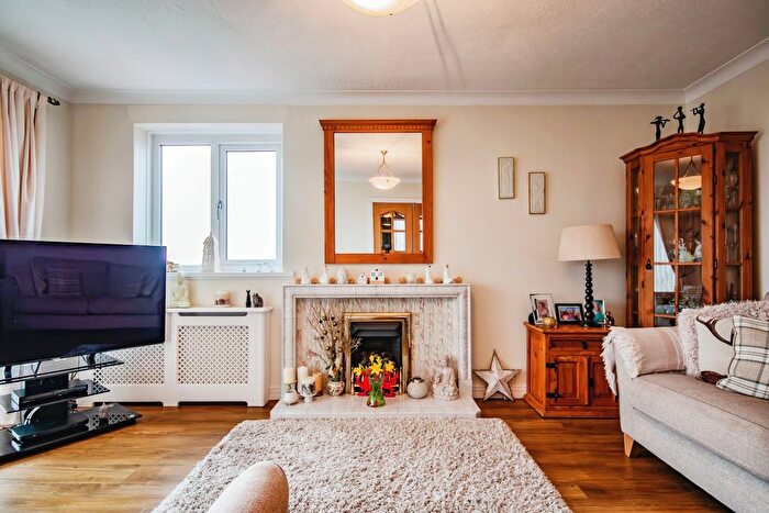 5 Bedroom Detached House For Sale In Southlands, Tenby, Pembrokeshire, SA70