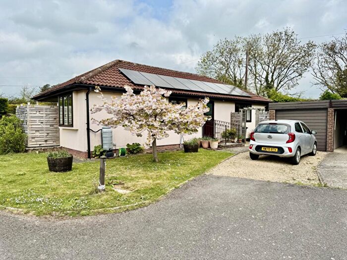 2 Bedroom Detached Bungalow For Sale In Stour Hill Park, West Stour, SP8