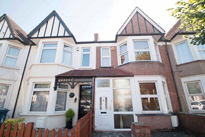 3 Bedroom Terraced House To Rent In Risingholme Road, Harrow Weald, Harrow, HA3