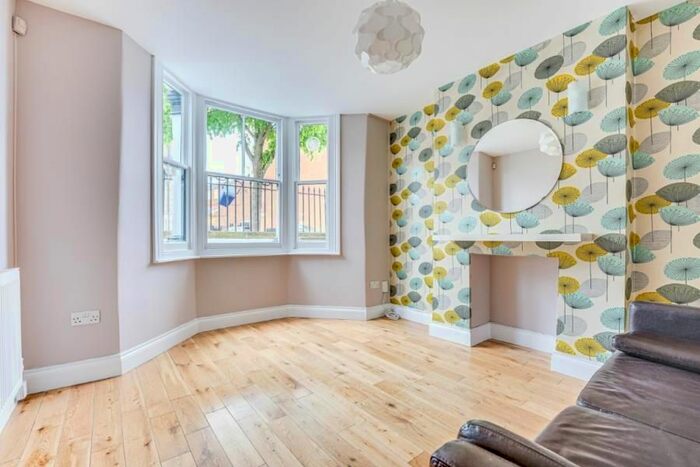 1 Bedroom Flat To Rent In Mabley Street, Hackney, E9