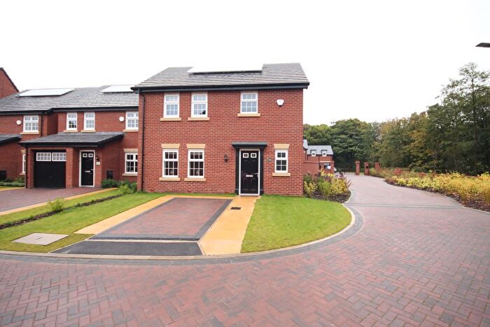 3 Bedroom Detached House To Rent In Worlington Close, Buckshaw Village, PR7