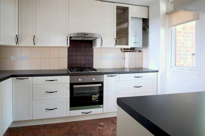 2 Bedroom Flat To Rent In Chelwood, Oakleigh Road North, Whetstone, London, N20