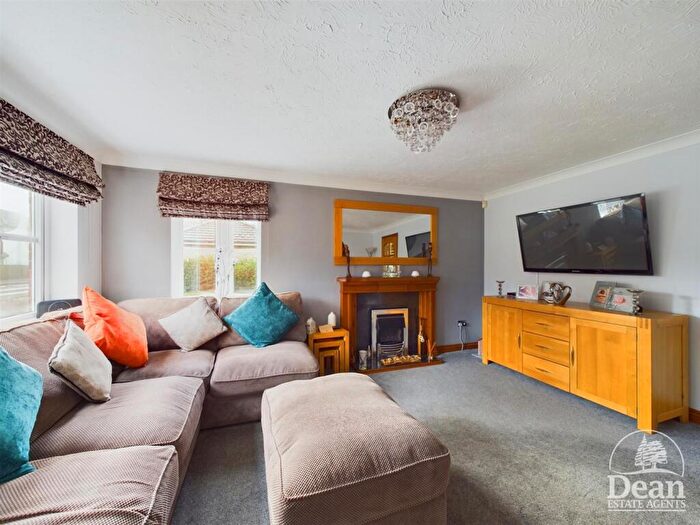 4 Bedroom Detached House For Sale In The Spires, Lydney, GL15