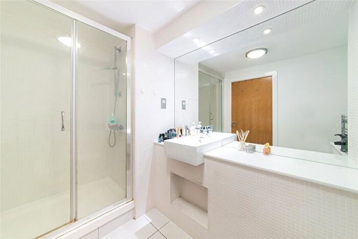 1 Bedroom Flat To Rent In Mill Lane, Deptford, London, SE8