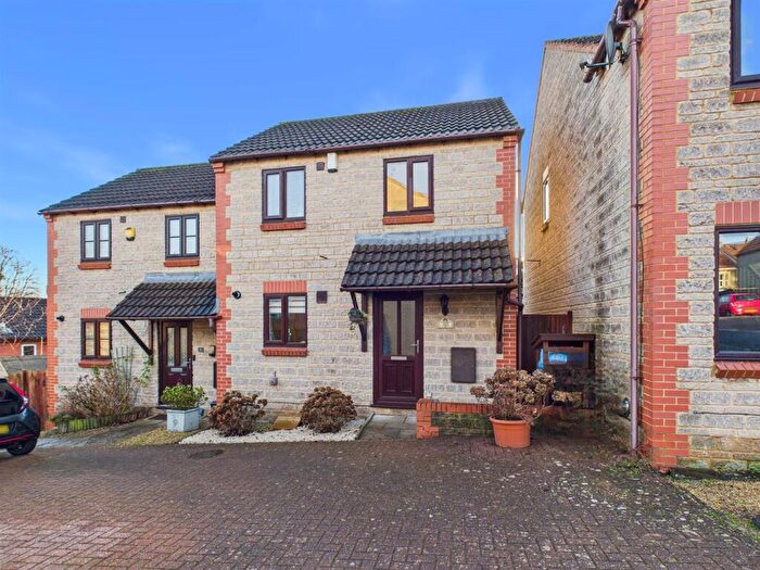 2 Bedroom Semi Detached House For Sale In Preacher Close, St George, Bristol, BS5