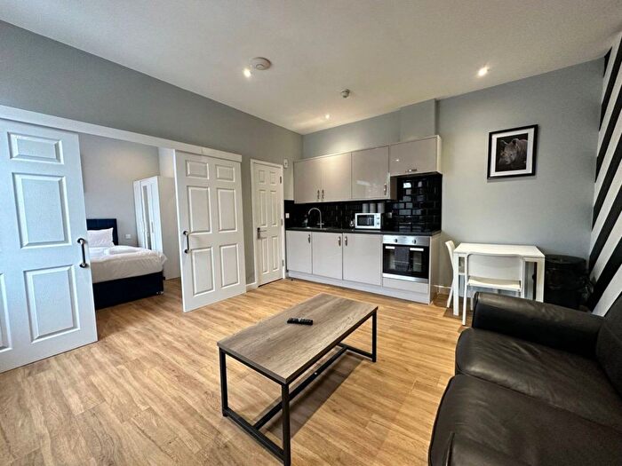 1 Bedroom Flat To Rent In Osmond Road, Hove, BN3