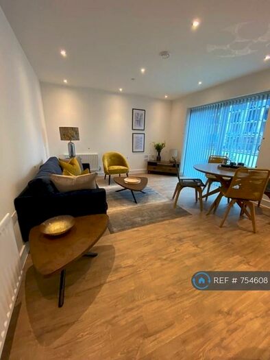 1 Bedroom Flat To Rent In Ellesmere Court, Luton, LU2