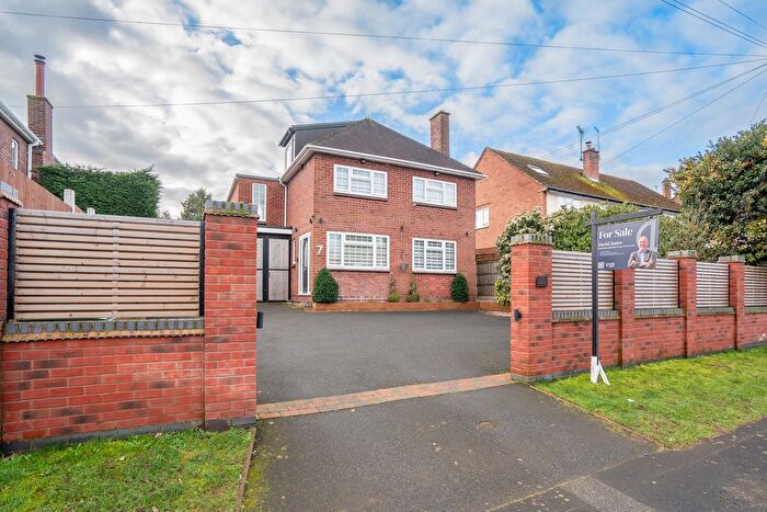 4 Bedroom Detached House For Sale In Winchcombe, Holmwood Avenue, Kidderminster, DY11