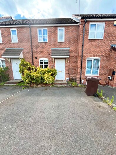 2 Bedroom Town House To Rent In Pitchwood Close, Darlaston, Wednesbury, WS10