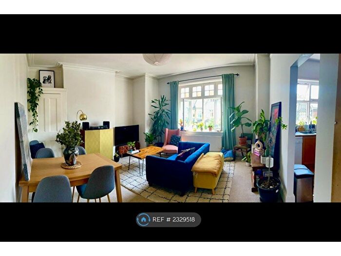 2 Bedroom Flat To Rent In Birchington Road, London, N8