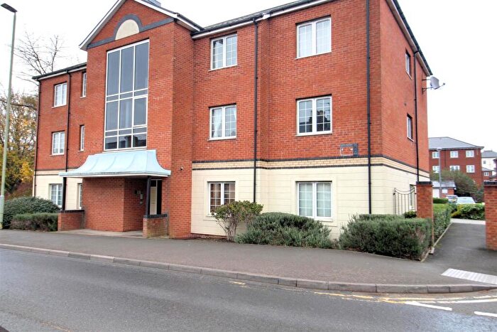 1 Bedroom Apartment For Sale In Great Western Road, Gloucester, GL1