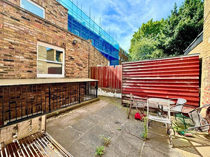 3 Bedroom Flat To Rent In Marlborough Road, Archway, N19