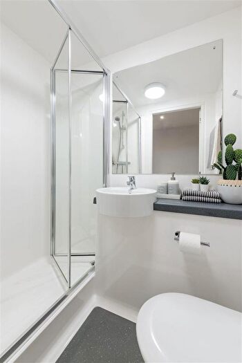 1 Bedroom Flat To Rent In Union Street, Shieldfield, Newcastle Upon Tyne, NE2