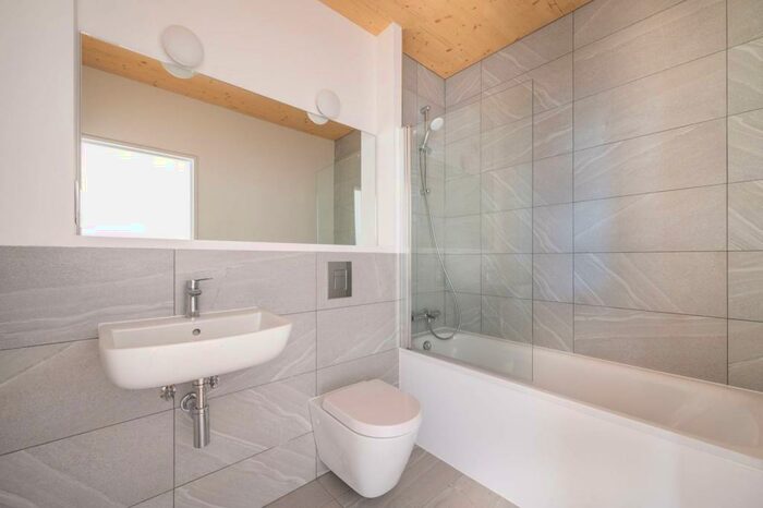 2 Bedroom Flat To Rent In Chobham Road, Stratford, London, E15