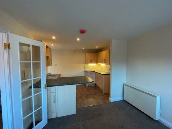 1 Bedroom Flat To Rent In Lorne Street, Kidderminster, DY10