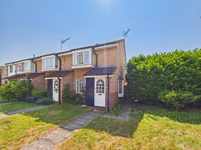 2 Bedroom End Of Terrace House To Rent In Loris Court, Cambridge, Cambridgeshire, CB1